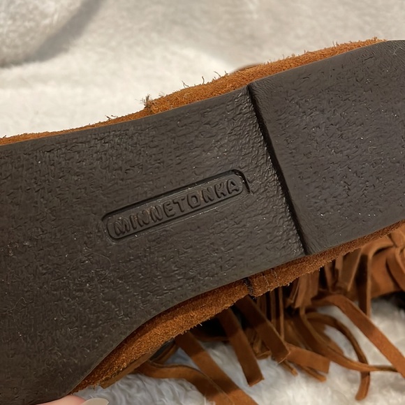 Minnetonka Moccasins Three Layer Brown Suede Fringe Boots Size 8 - Picture 2 of 8